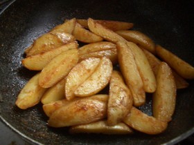 新じゃがの甘辛バター炒め~メークイン